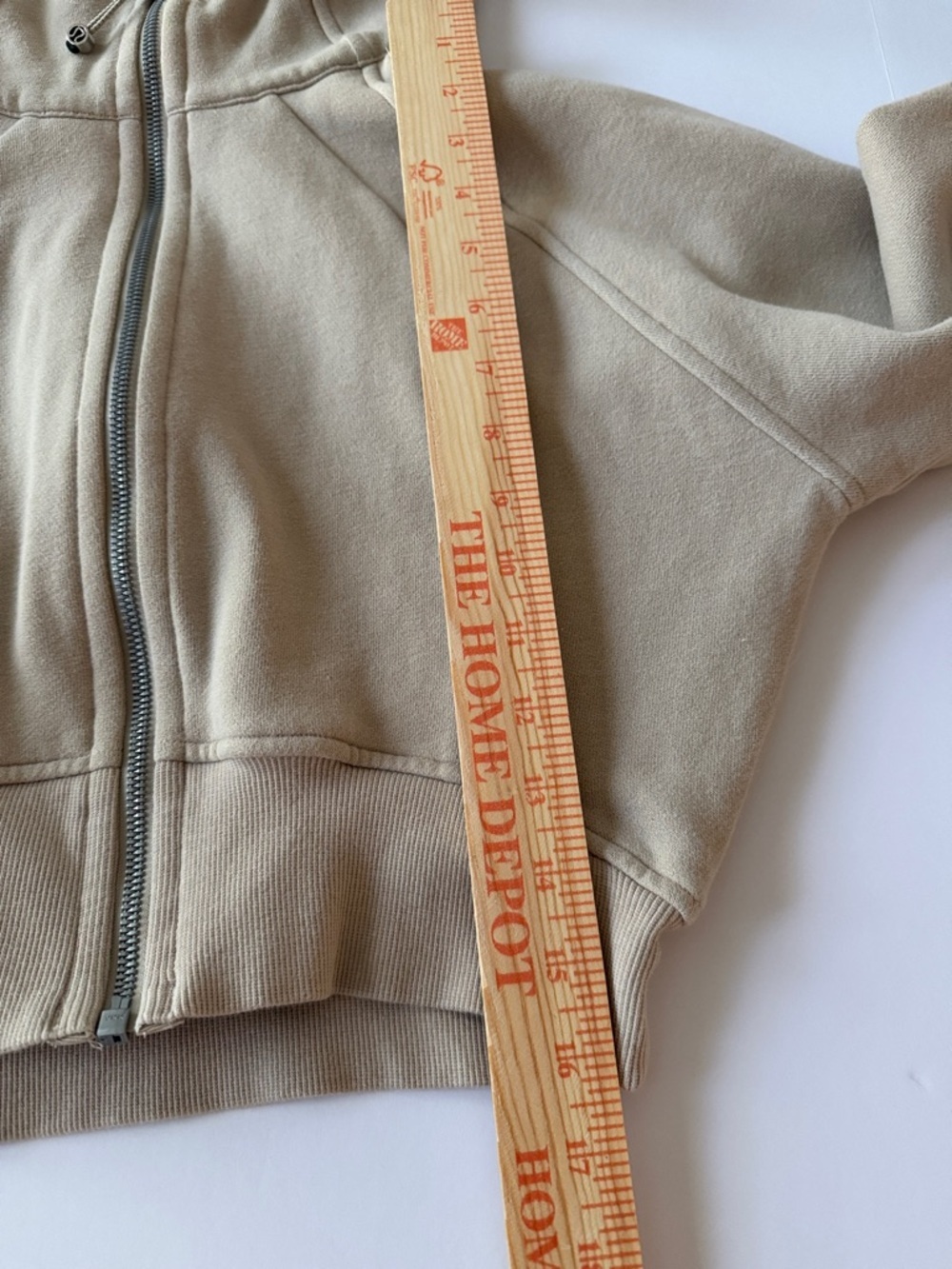 Lululemon Cropped Zip Hoodie Jacket Taupe size 8 - Picture 9 of 9